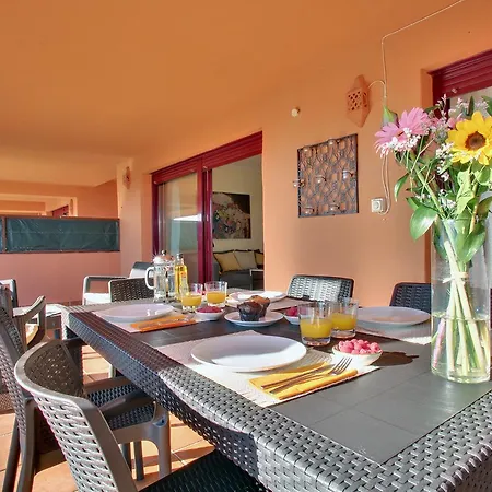 Golf Gardens Apartment Casares