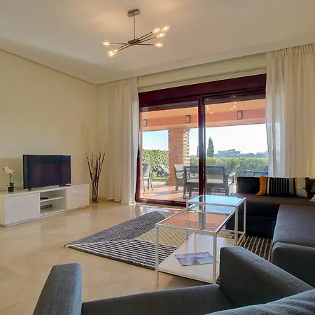 Apartment Golf Gardens Casares